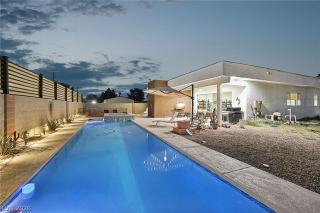 3869 Pacific Street, Las Vegas, NV 89121