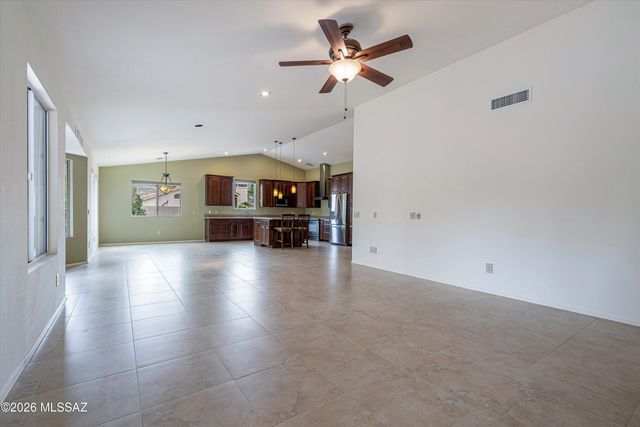 65730 E Skyblue Court, Tucson, AZ 85739