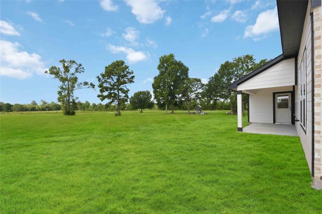 681 Barton Place Drive, Tarkington, TX 77327