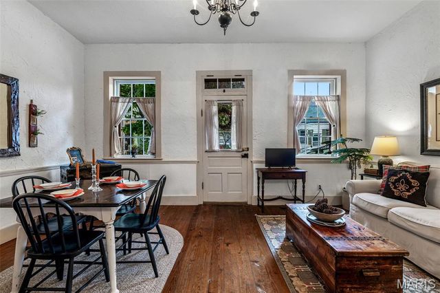 159 N Main Street, Ste Genevieve, MO 63670