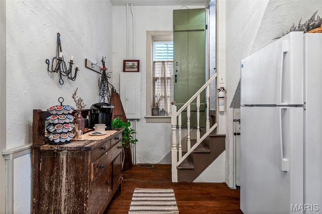 159 N Main Street, Ste Genevieve, MO 63670