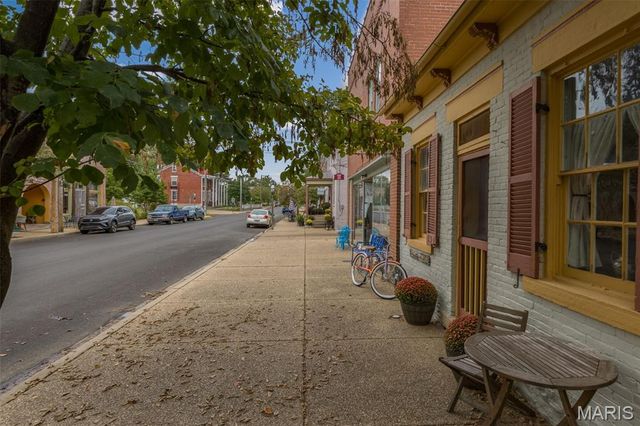 159 N Main Street, Ste Genevieve, MO 63670