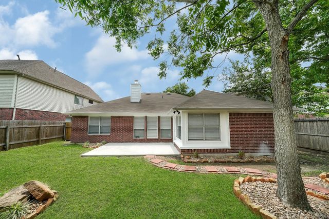 3515 Walden Drive, Pearland, TX 77584