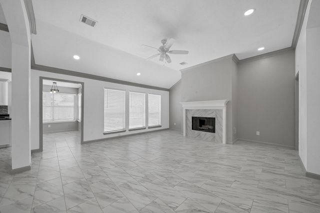 3515 Walden Drive, Pearland, TX 77584