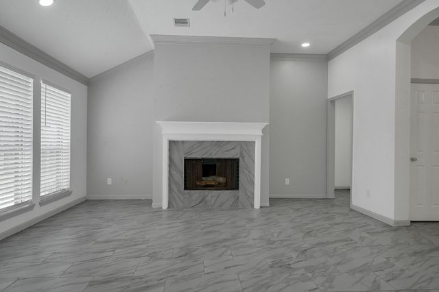 3515 Walden Drive, Pearland, TX 77584
