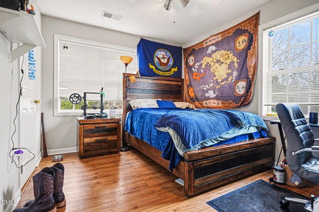 1305 Kent Road 202, Raleigh, NC 27606