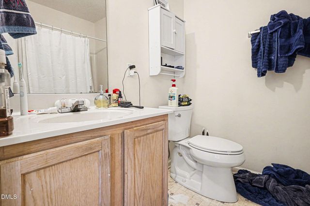 1305 Kent Road 202, Raleigh, NC 27606