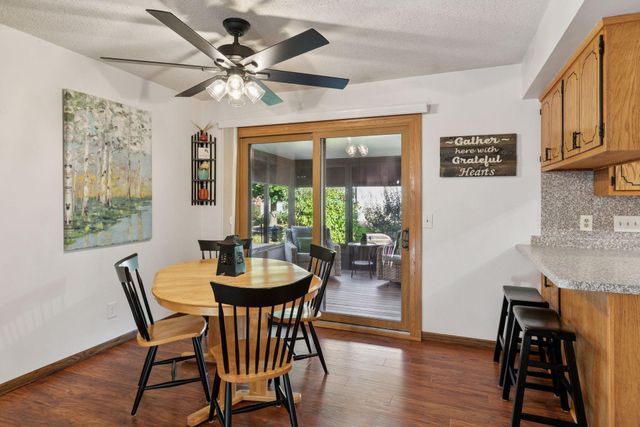 8860 Hilltop Drive, Saint Bonifacius, MN 55375