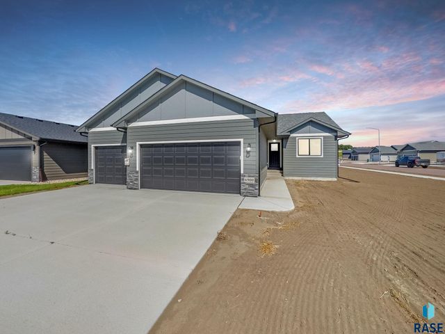 6900 W 5th St Street, Sioux Falls, SD 57107