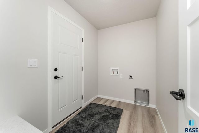 6900 W 5th St Street, Sioux Falls, SD 57107