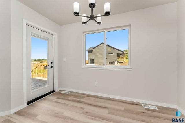 6900 W 5th St Street, Sioux Falls, SD 57107