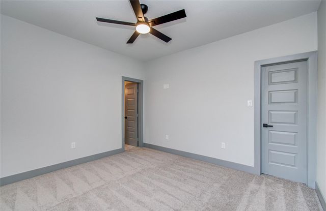 837 S Victory Drive, Houston, TX 77088