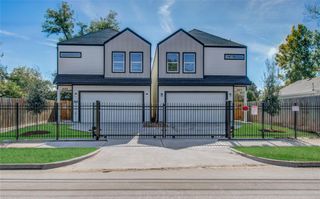 837 S Victory Drive, Houston, TX 77088