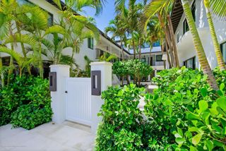 122 Peruvian Avenue 7, Palm Beach, FL 33480