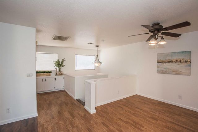 1583 W Swain Rd, Stockton, CA 95207