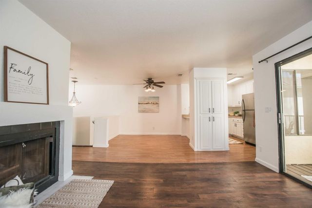 1583 W Swain Rd, Stockton, CA 95207