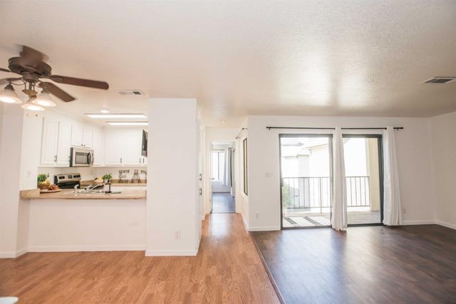 1583 W Swain Rd, Stockton, CA 95207