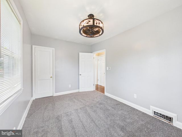 3739 LOCHEARN DR, Baltimore, MD 21207