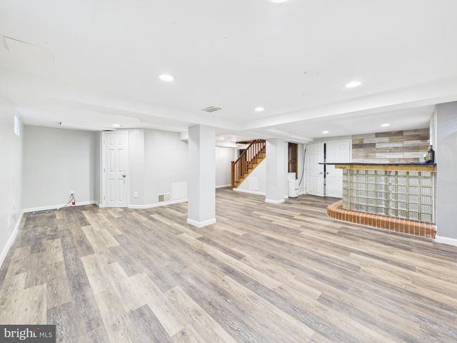 3739 LOCHEARN DR, Baltimore, MD 21207