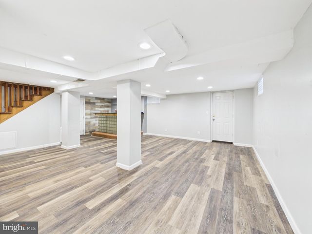 3739 LOCHEARN DR, Baltimore, MD 21207