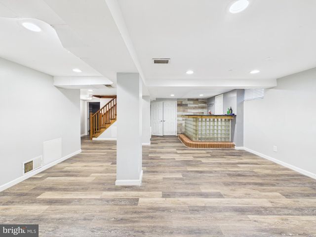 3739 LOCHEARN DR, Baltimore, MD 21207