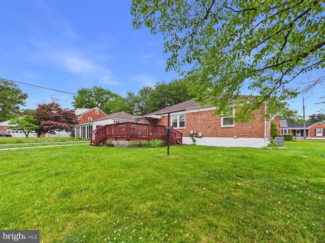 3739 LOCHEARN DR, Baltimore, MD 21207