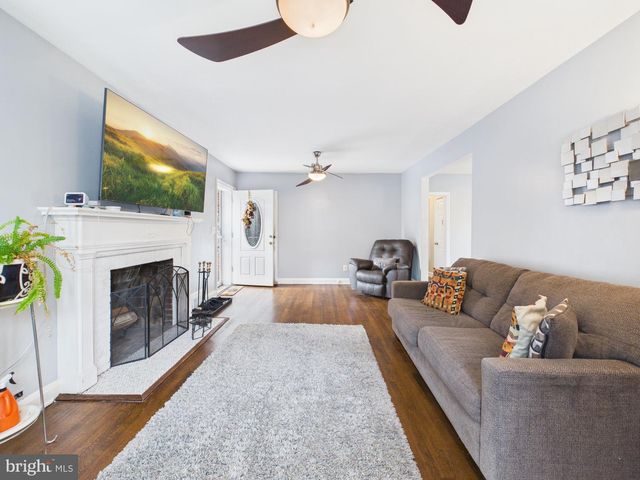 3739 LOCHEARN DR, Baltimore, MD 21207