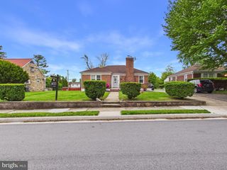 3739 LOCHEARN DR, Baltimore, MD 21207