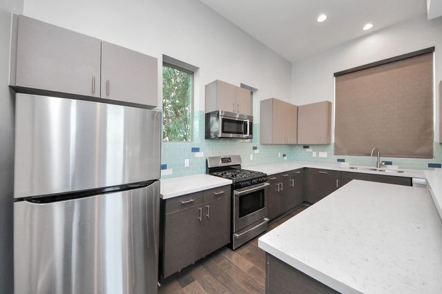 3204 Sherman Street, Houston, TX 77003