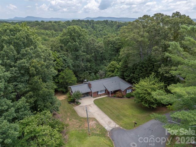 303 Elizabeth Avenue, Forest City, NC 28043
