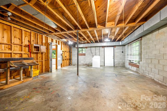 303 Elizabeth Avenue, Forest City, NC 28043