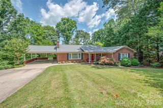 303 Elizabeth Avenue, Forest City, NC 28043