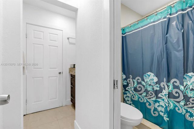 1820 N 27th Ave, Hollywood, FL 33020
