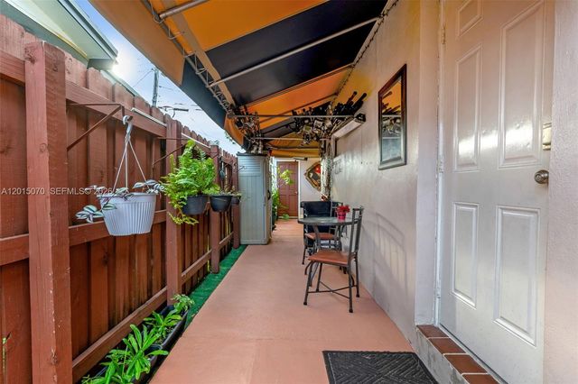 1820 N 27th Ave, Hollywood, FL 33020