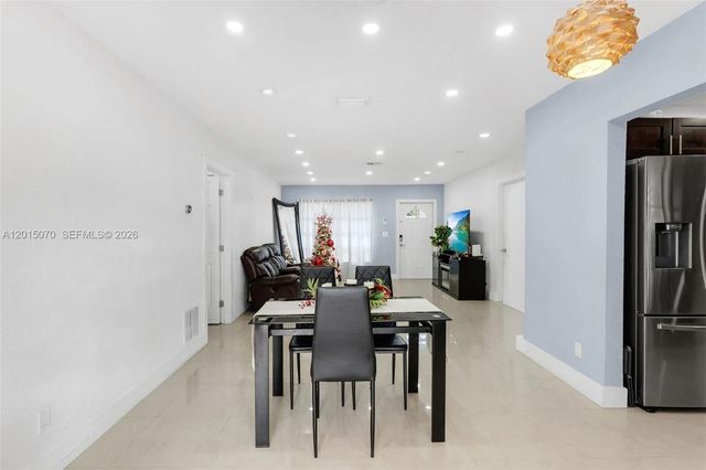 1820 N 27th Ave, Hollywood, FL 33020