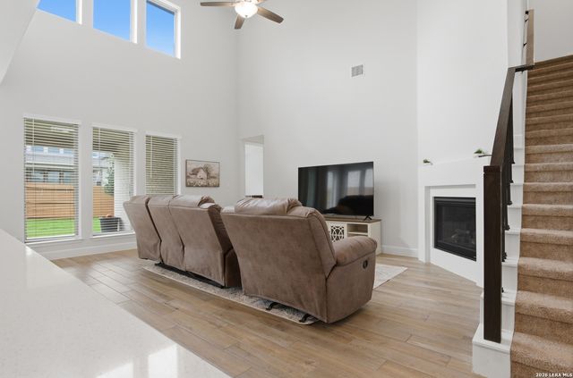 1438 Brewerton, San Antonio, TX 78253