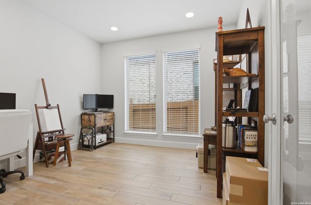 1438 Brewerton, San Antonio, TX 78253