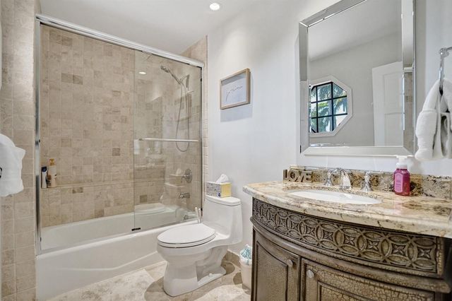 73 Nurmi Drive, Fort Lauderdale, FL 33301
