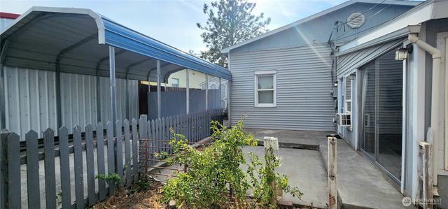 122 Ginko Street N, Soap Lake, WA 98851