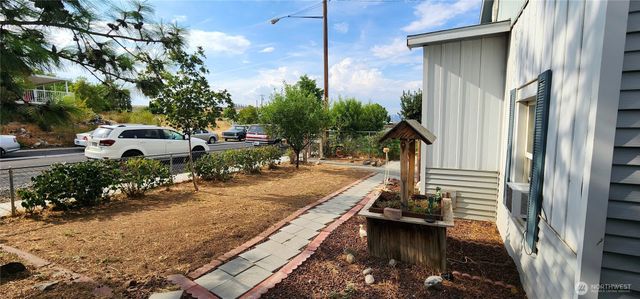 122 Ginko Street N, Soap Lake, WA 98851