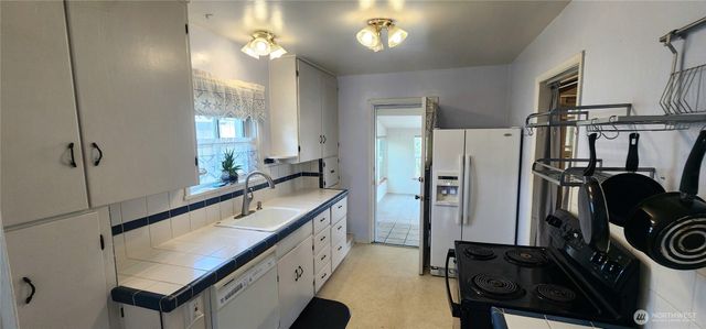 122 Ginko Street N, Soap Lake, WA 98851