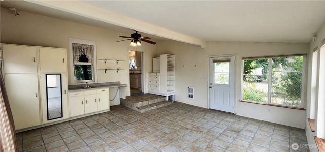 122 Ginko Street N, Soap Lake, WA 98851