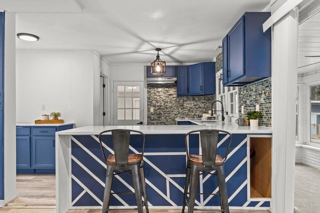 W204N6938 Lannon ROAD, Menomonee Falls, WI 53051