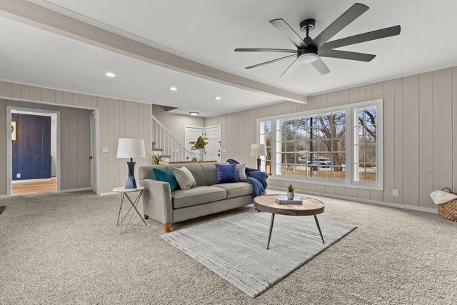 W204N6938 Lannon ROAD, Menomonee Falls, WI 53051