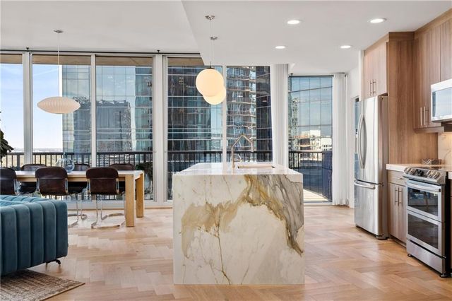 1080 Peachtree Street NE 2503, Atlanta, GA 30309