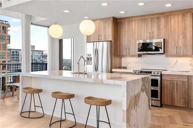 1080 Peachtree Street NE 2503, Atlanta, GA 30309