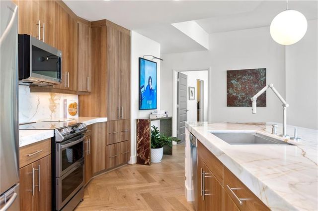 1080 Peachtree Street NE 2503, Atlanta, GA 30309