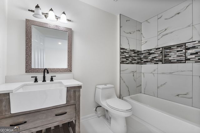 280 Antebellum Way, Fayetteville, GA 30215