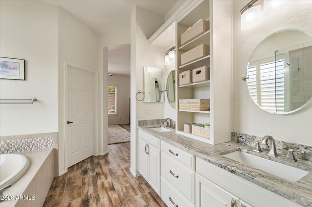 41738 N Iron Horse Drive, Anthem, AZ 85086