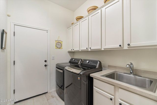 41738 N Iron Horse Drive, Anthem, AZ 85086